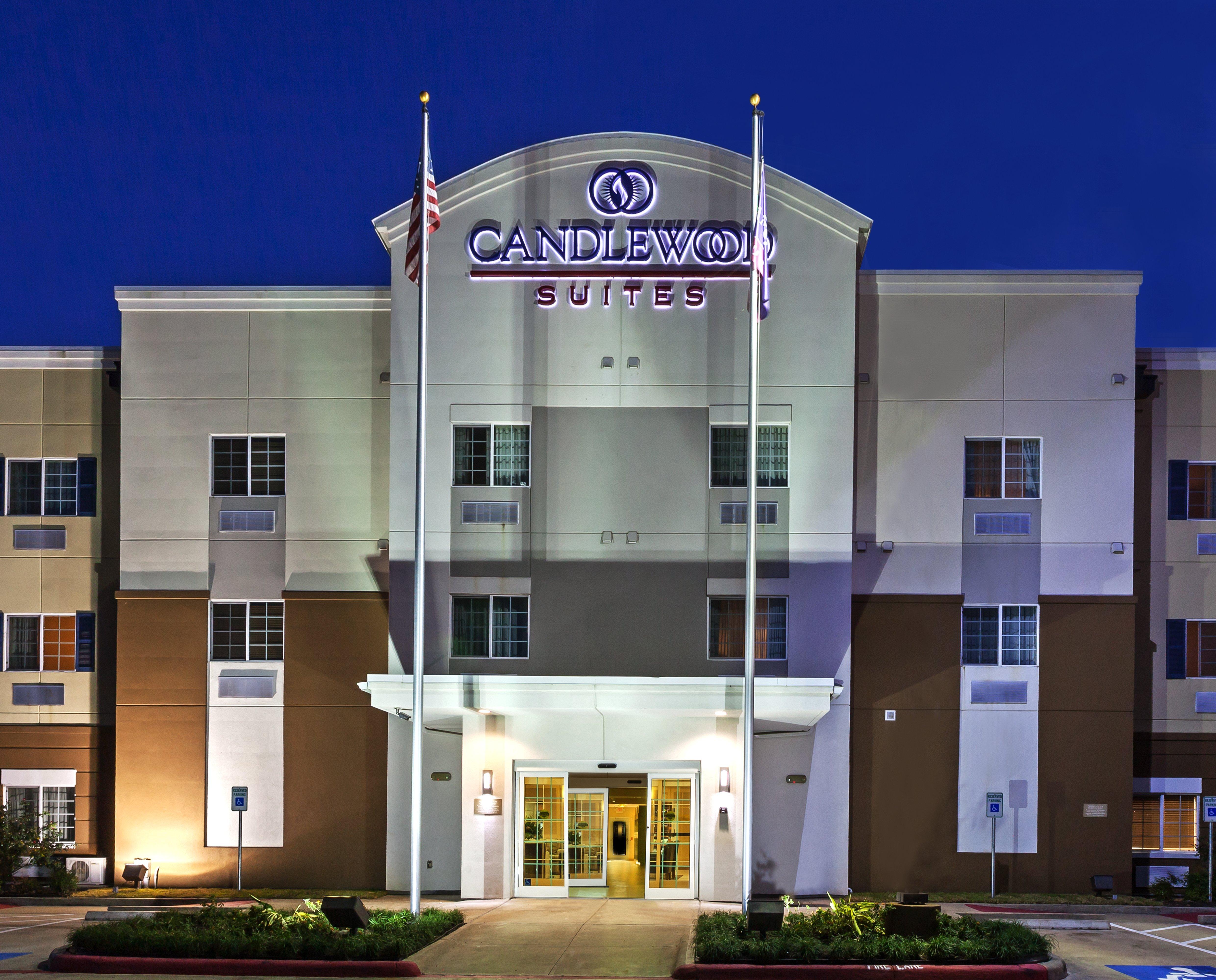 Candlewood Suites Baytown, An Ihg Hotel Exterior photo